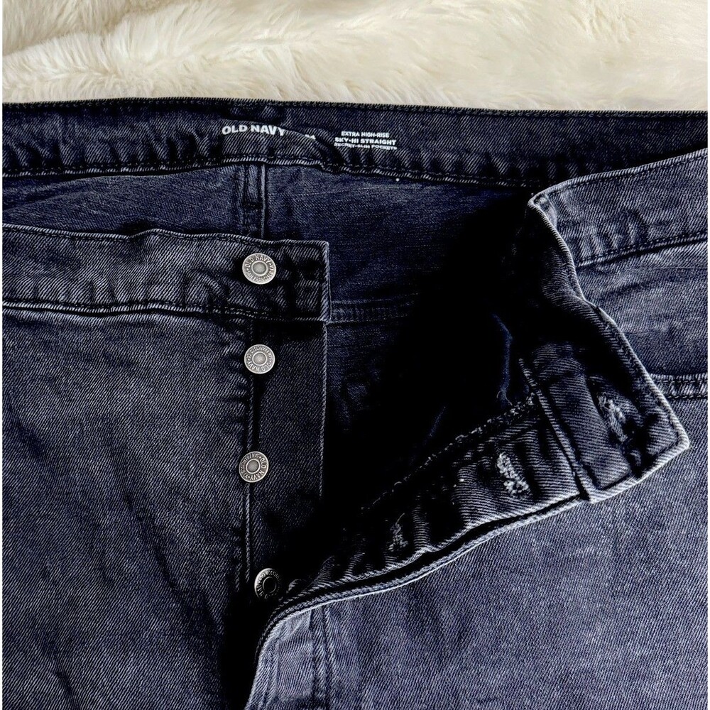 Old Navy Sky Hi Jeans Womens Plus 24 Black Distressed Button Straight 44 x 27 - Picture 3 of 9